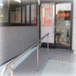 みかげ調剤薬局の入り口